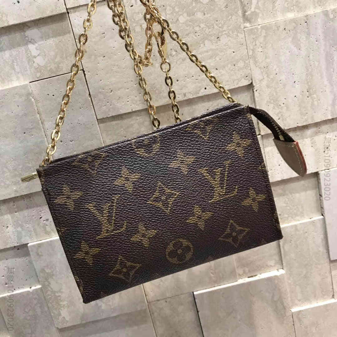 LV/路易威登 老花Monogram 盥洗袋 配链条