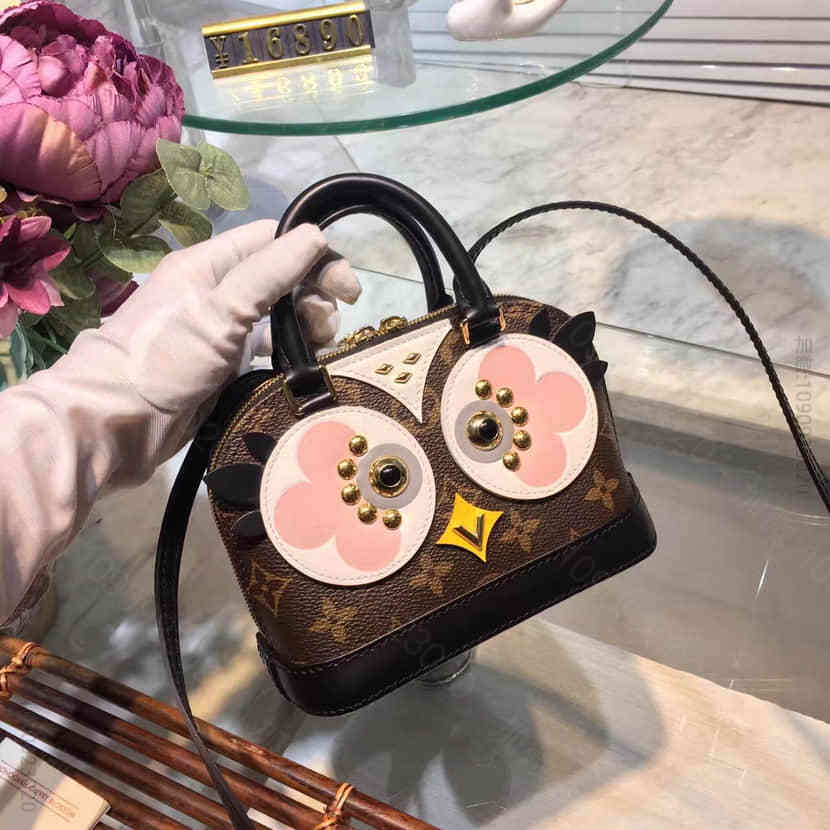 LV小鸡贝壳包