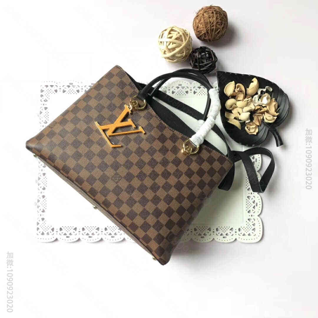 LV/路易威登 Damier Ebene格纹Riverside手袋 N400...