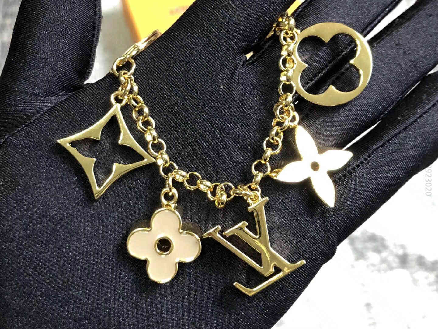 LV/路易威登 Fleur de Monogram 包饰链 M65111