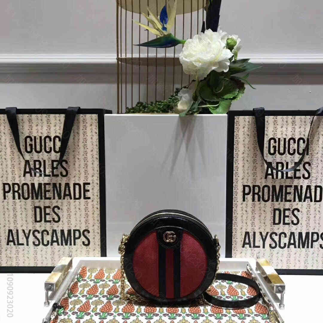 Gucci古驰/18新款秋冬绒面革迷你圆形金属链时尚550618单肩女包