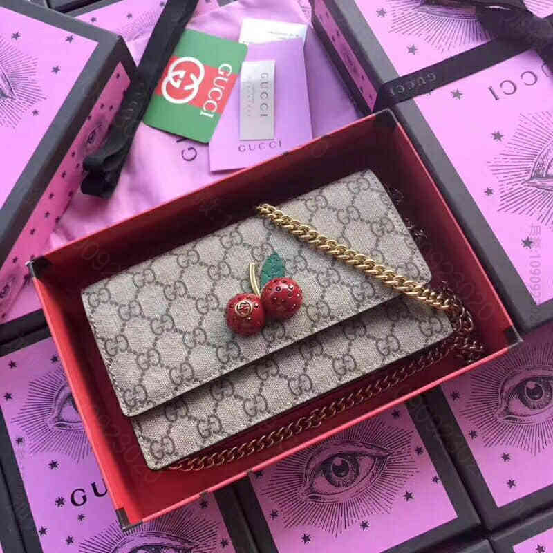 Gucci古驰/GG Garden纪念品 樱桃水钻pvc链条包 481290