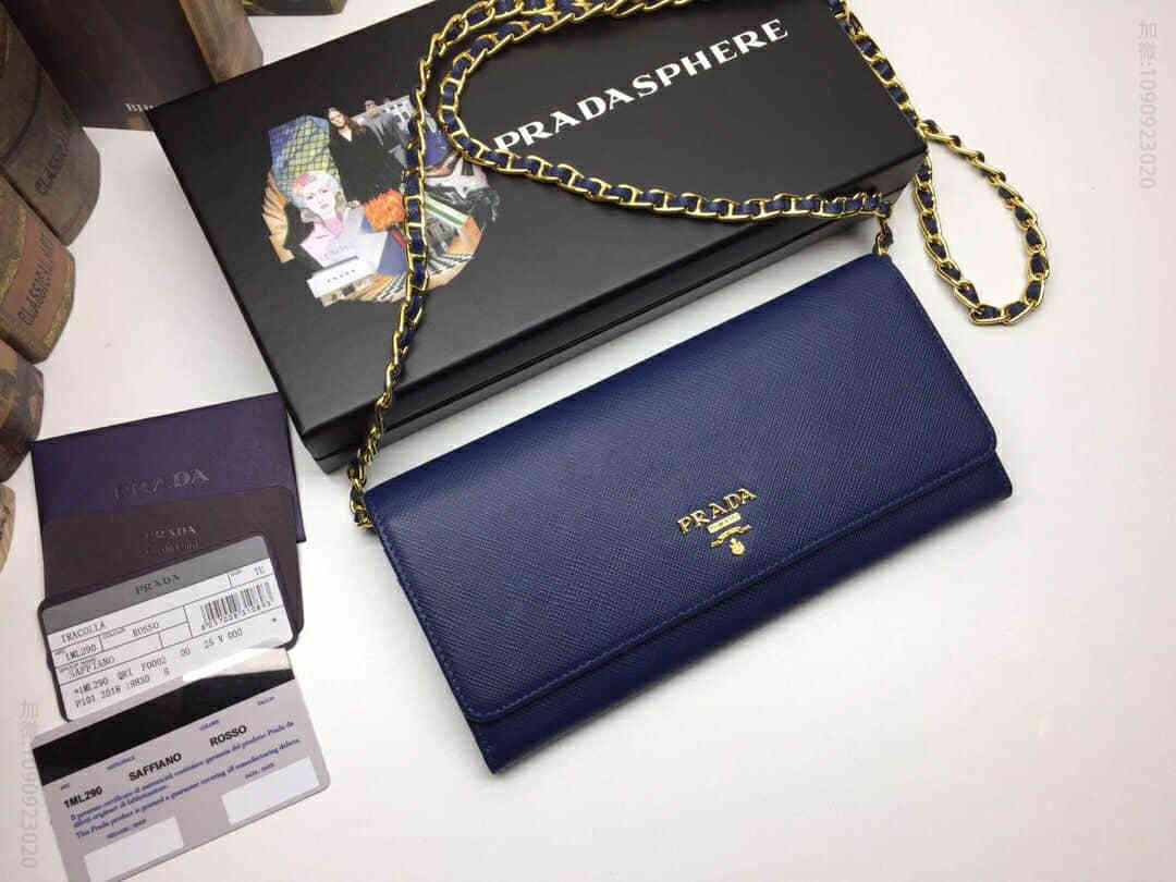 普拉达/Prada 经典女士单肩斜挎翻盖 1M1290
