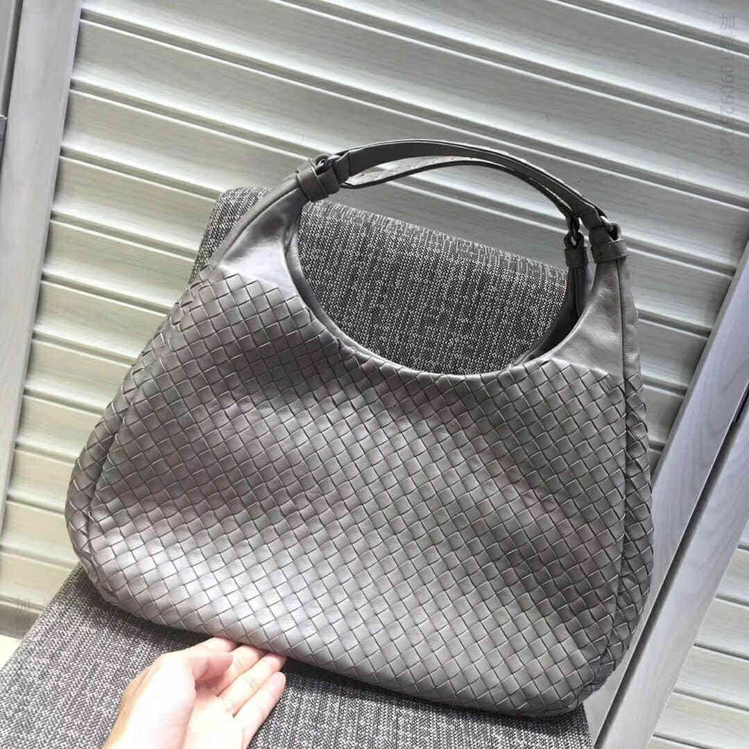 葆蝶家（BottegaVeneta） BV 羊皮肩背包 MS5281
