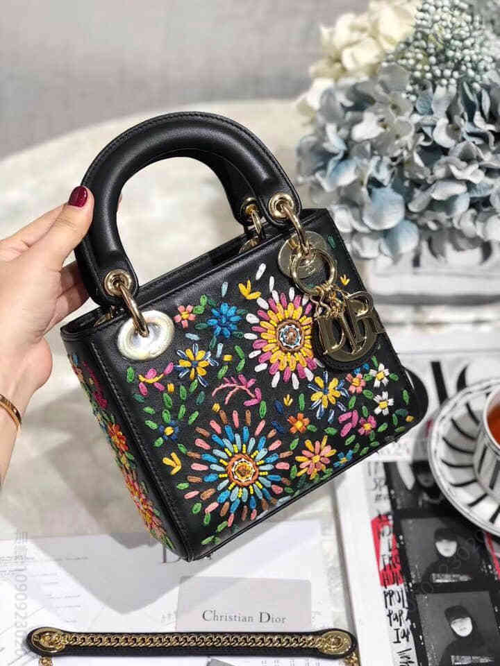 迪奥/Dior 2023早春限量版七色堇刺绣Mini Lady手提包