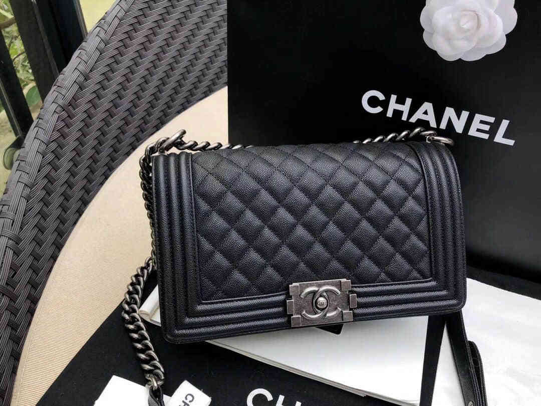 正品尾皮 香奈儿/Chanel Leboy 25CM牛皮黑色球纹银扣