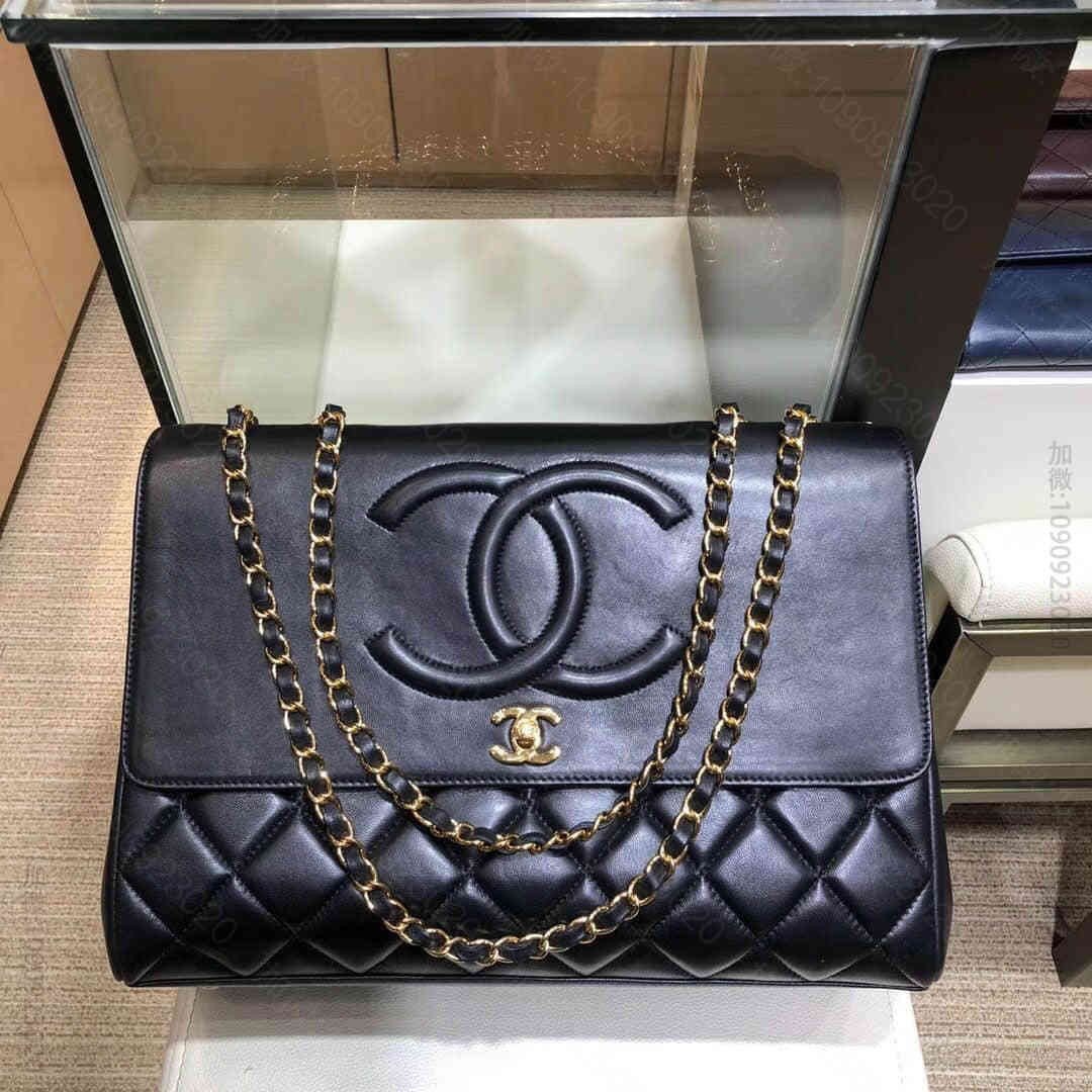 Chane A92233 18秋冬新款大包系列