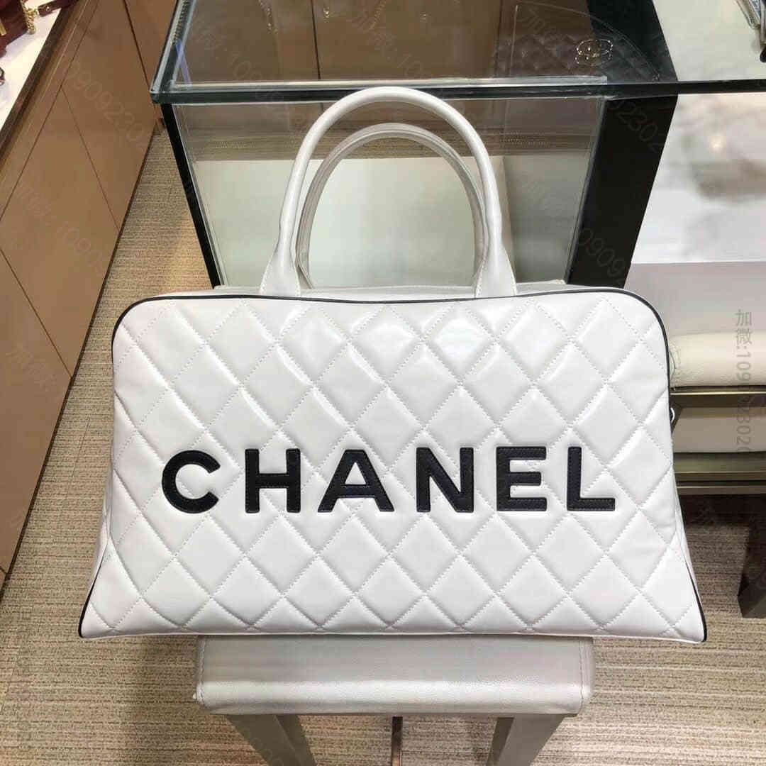 Chanel 复古保龄球双面Logo手拎大包