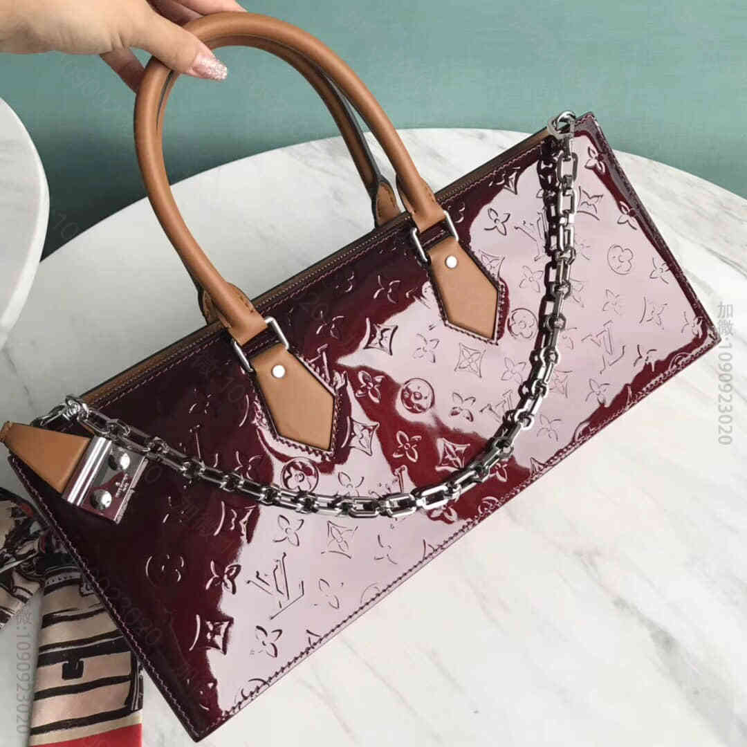 LV路易威登 19新款 Sac Tricot手提包 M44371