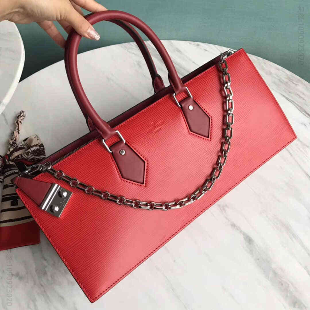 LV路易威登 19新款 Sac Tricot手提包 M44371