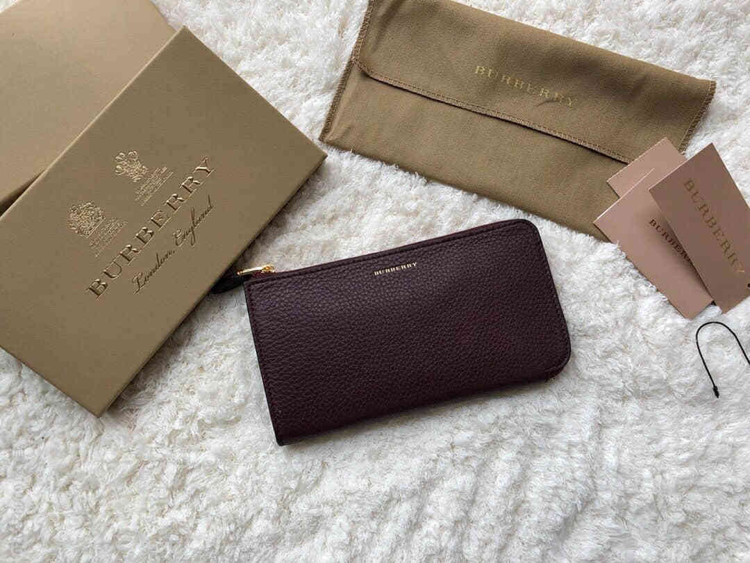 巴宝莉/Burberry B家贝尔特系列配套钱夹