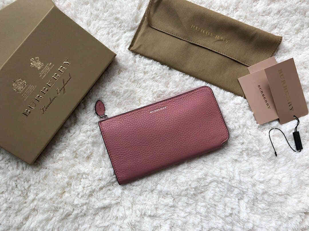 巴宝莉女士卡包 巴宝莉/Burberry B家贝尔特系列配套钱夹