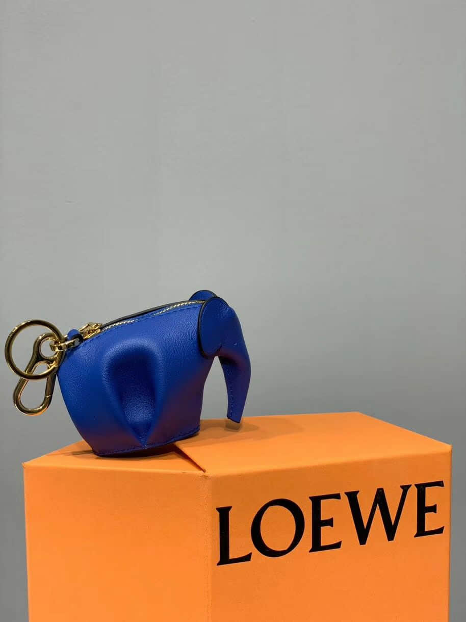 精品罗意威钥匙包 罗意威/Loewe 电光蓝 Elephant Charm小象挂饰 