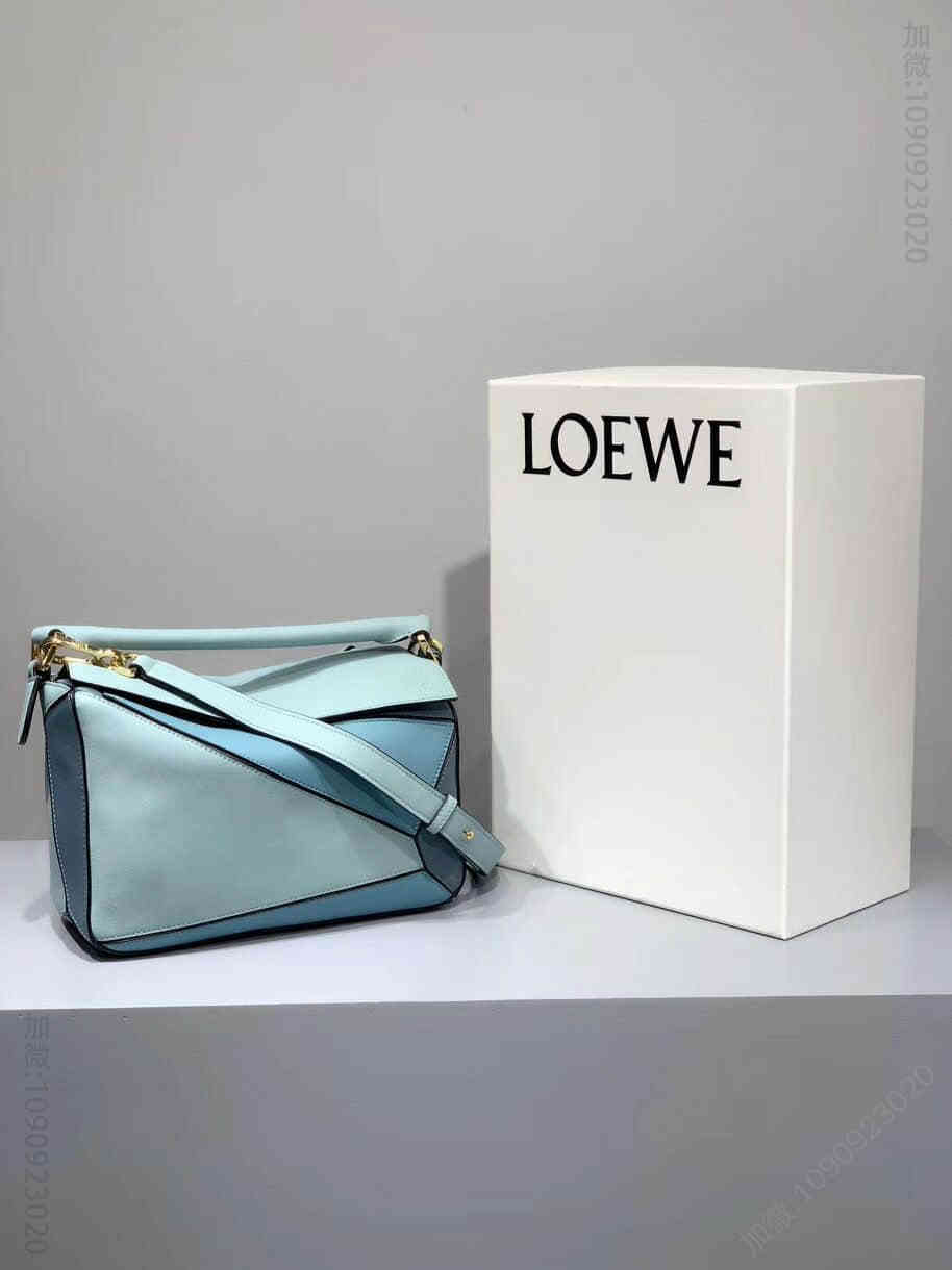 罗意威/Loewe 浅蓝拼灭世级 Puzzle29cm小号几何包