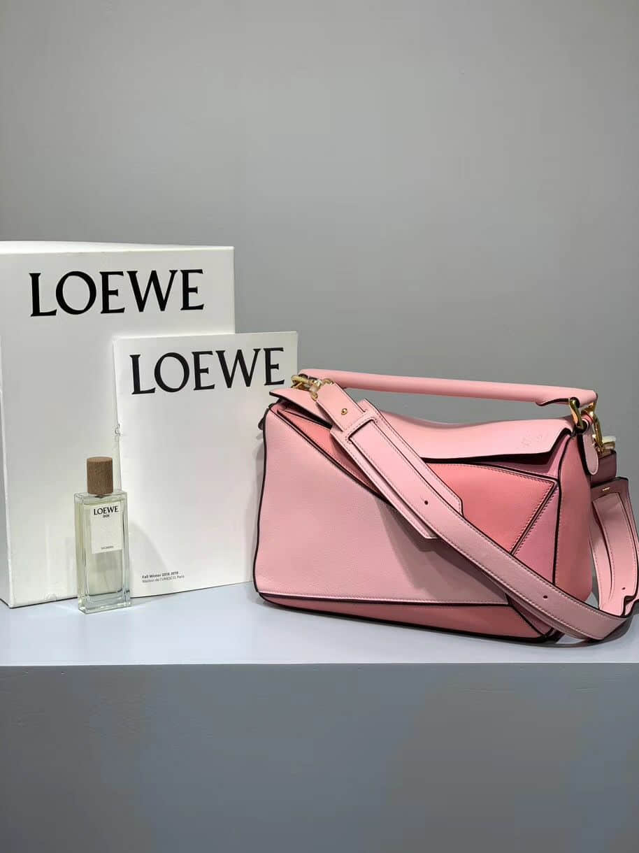 罗意威/Loewe 粉色灭世级 Puzzle29cm中号几何包