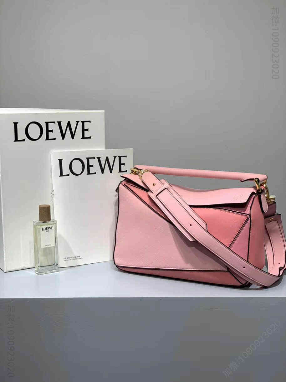 罗意威/Loewe 粉色灭世级 Puzzle29cm中号几何包