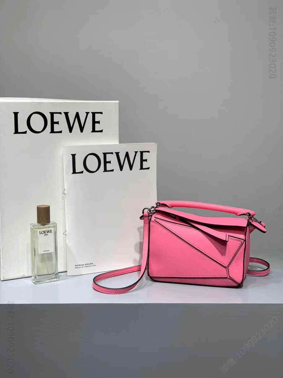 罗意威/Loewe 戚薇同款 你Mini Puzzle芭比粉几何包（18cm）