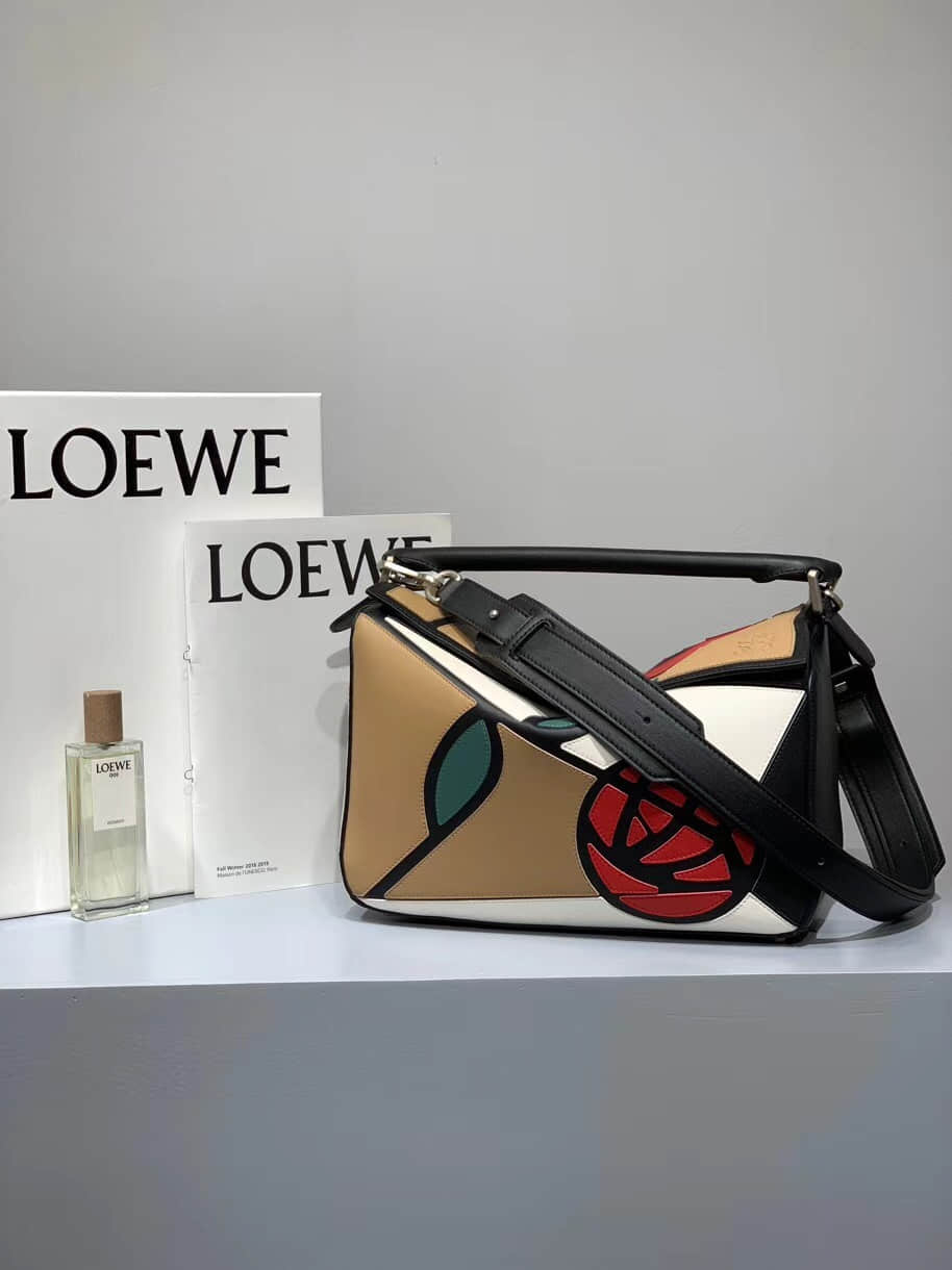 Loewe/罗意威 2023最新Puzzle中号Mackintosh玫瑰花系列几何包