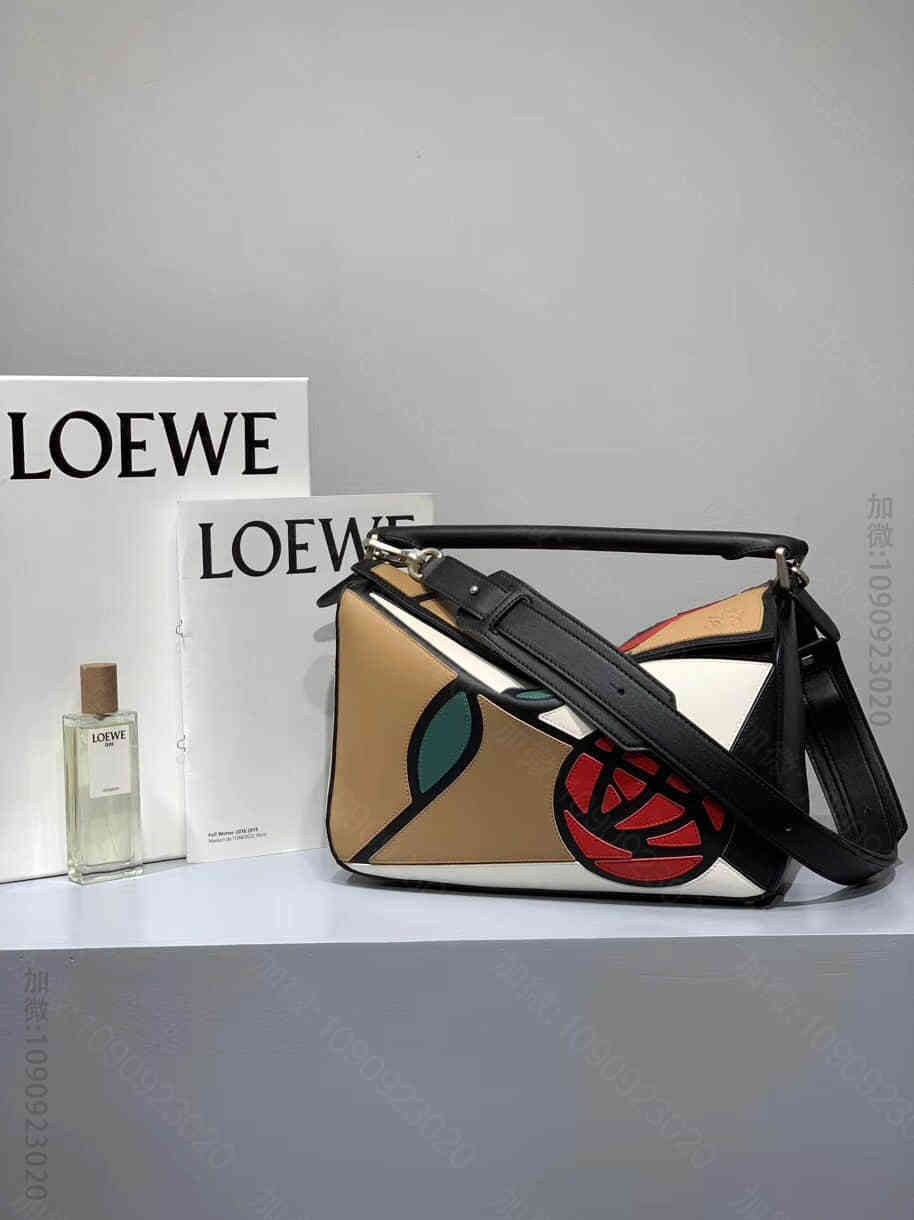 Loewe/罗意威 2023最新Puzzle中号Mackintosh玫瑰花系...