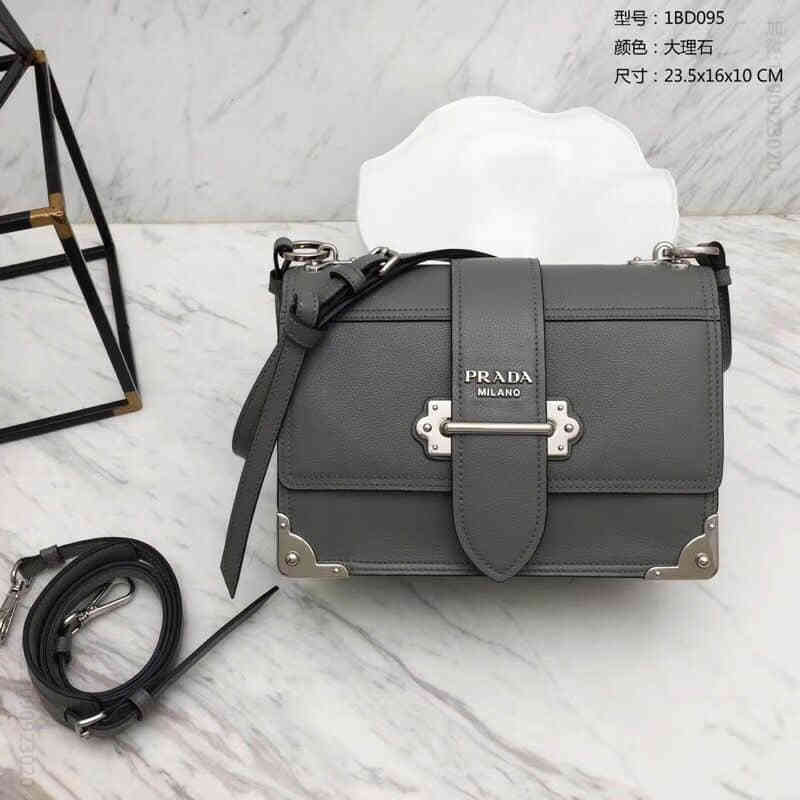 Prada/普拉达 Prada Cahier 单肩包 1BD095