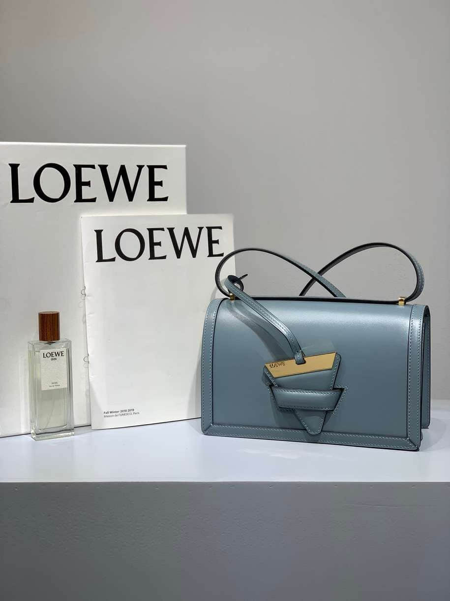 罗意威/Loewe 2023新款Barcelona三角包 雾霾蓝