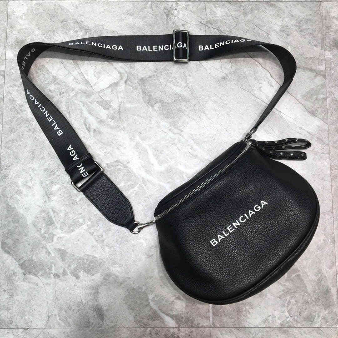 巴黎世家 Balenciaga 斜挎包