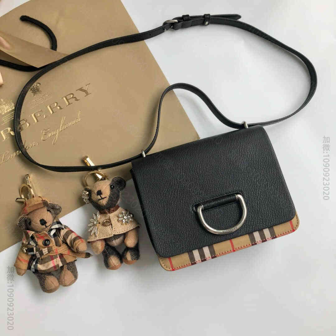 Burberry/巴宝莉 小号 Vintage 格纹拼皮革 D 型环包