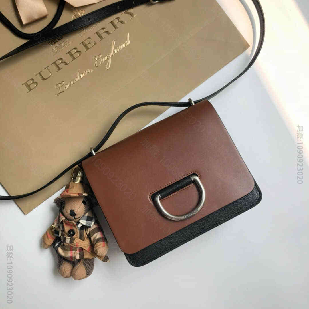 Burberry/巴宝莉 小号 Vintage 格纹拼皮革 D 型环包