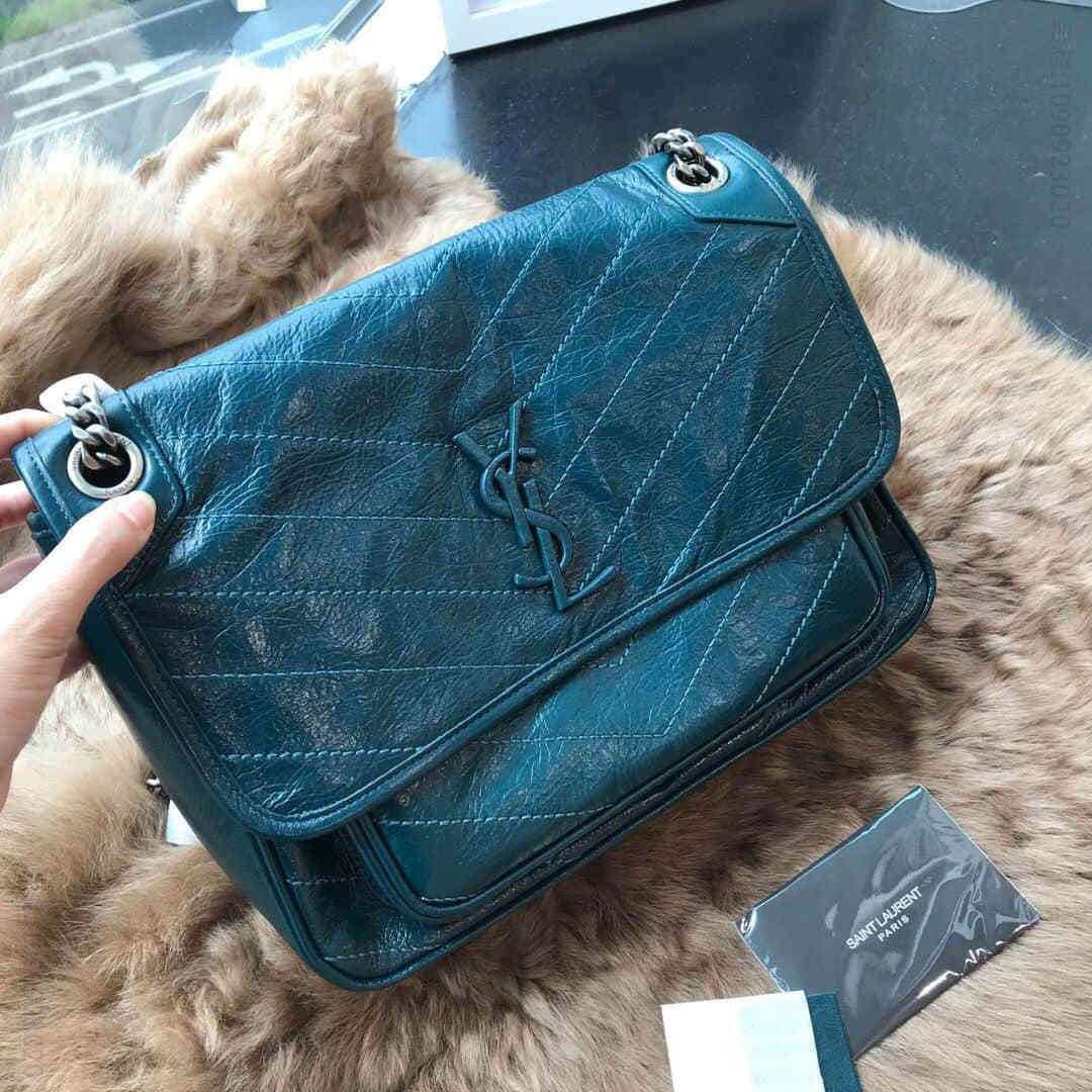 ysl/圣罗兰 中号niki复古旧褶皱雾绗缝皮革邮差包 498894 蓝墨绿