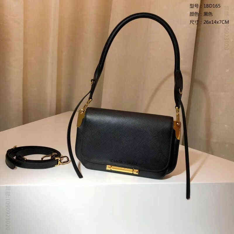 Prada/普拉达 十字纹皮革Sybille单肩包 1BD165