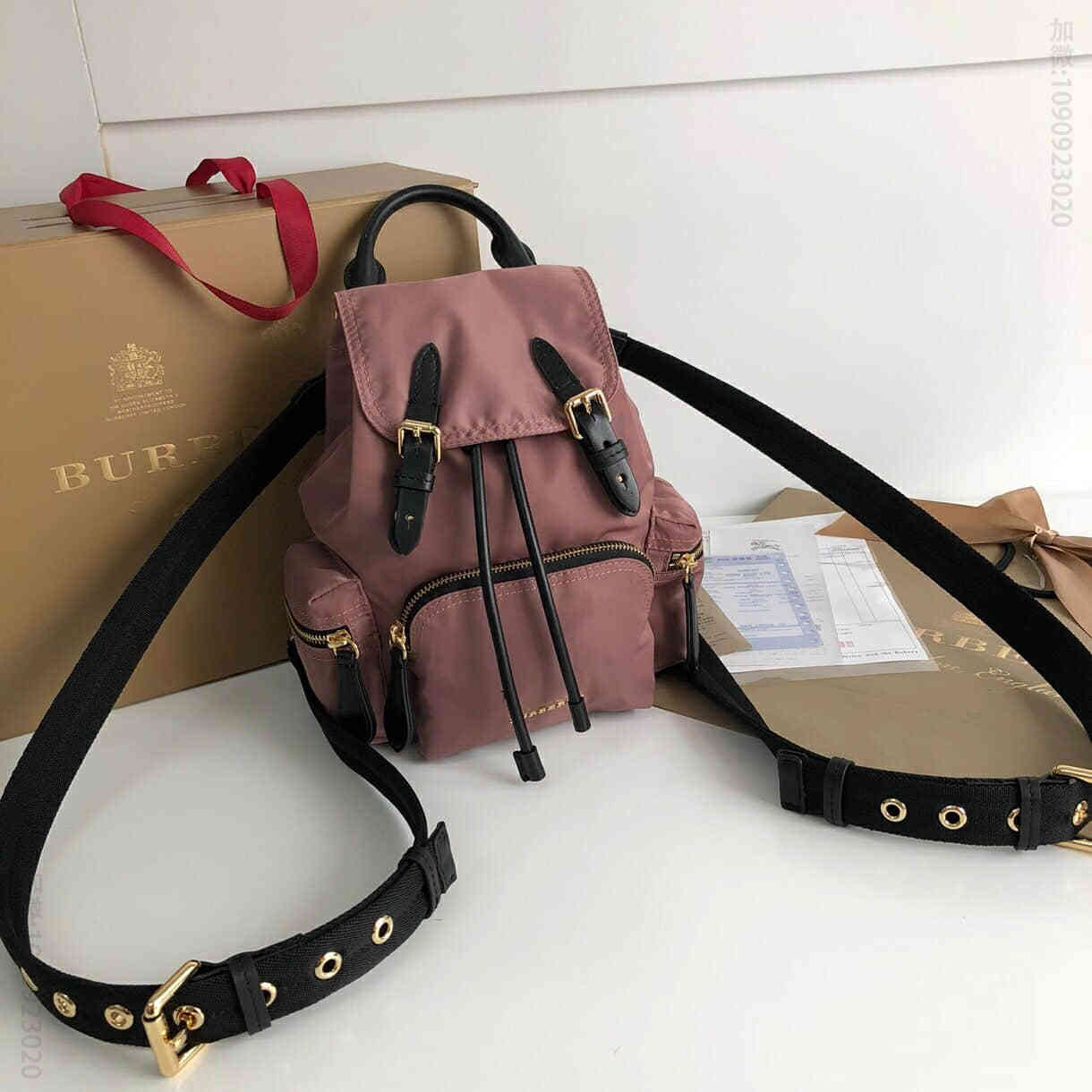 Burberry/博柏利 小号斜背式军旅背包