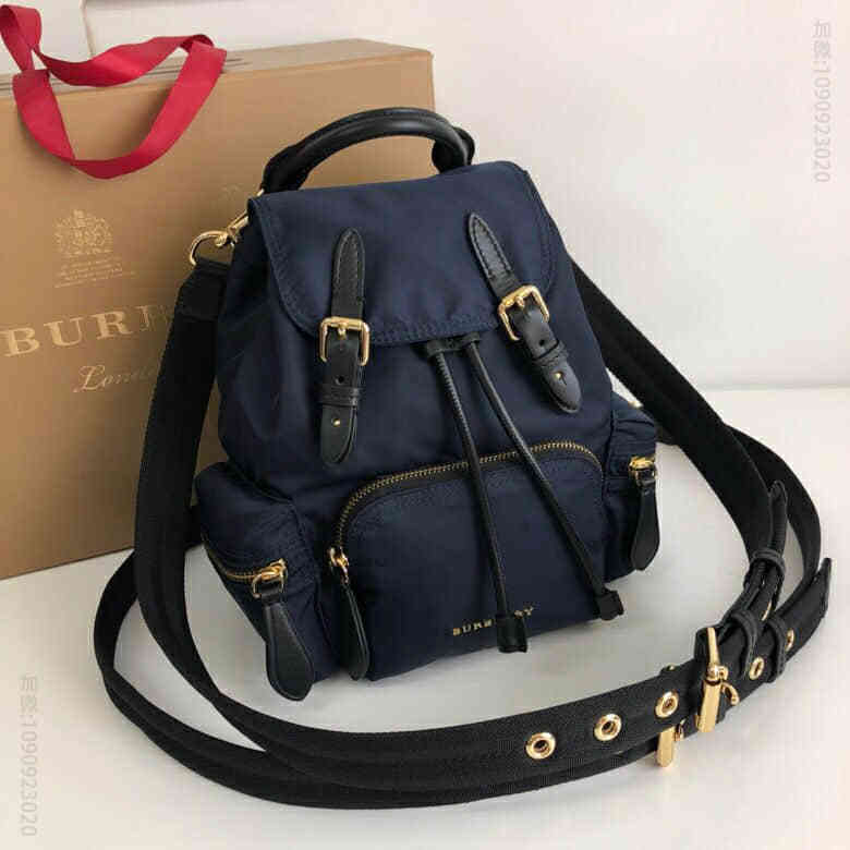 Burberry/博柏利 小号斜背式军旅背包
