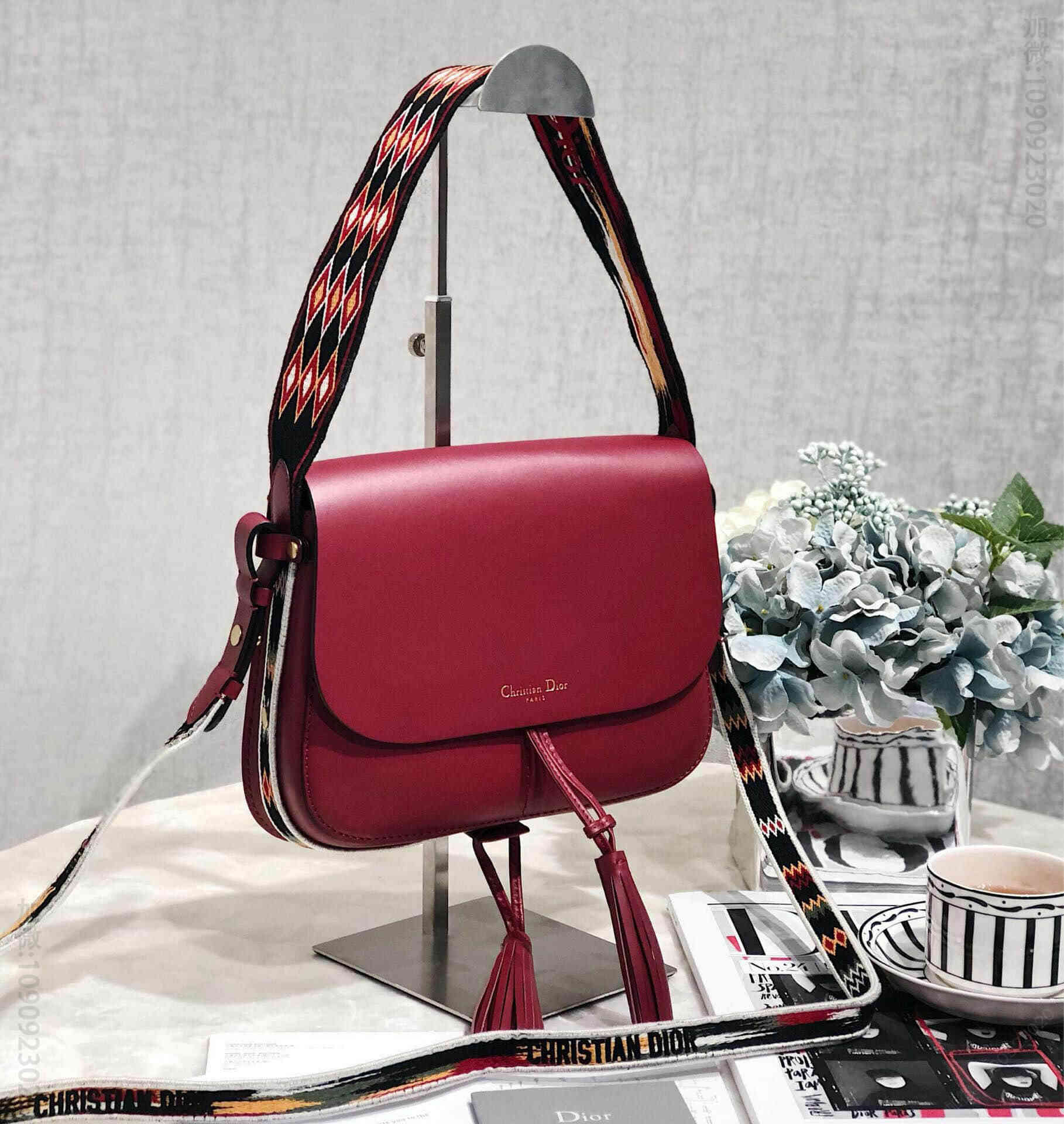 Dior/迪奥 2023早春最度假系列马鞍包