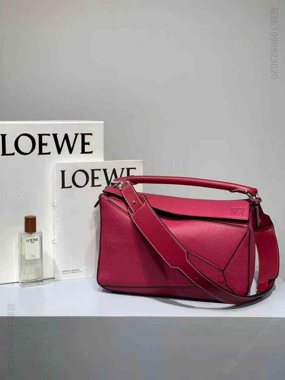 LOEWE/罗意威 树莓红灭世级 Puzzle29cm中号几何包