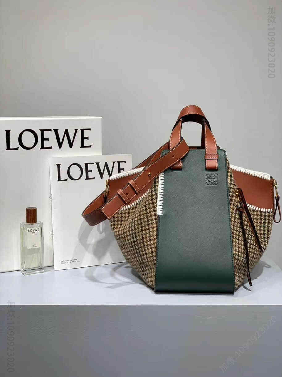 LOEWE/罗意威 千鸟格吊床包Hammock bag吊床包