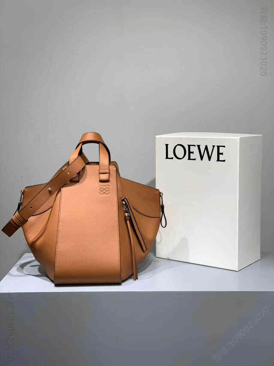 LOEWE/罗意威 焦糖色Hammock bag中号吊床包