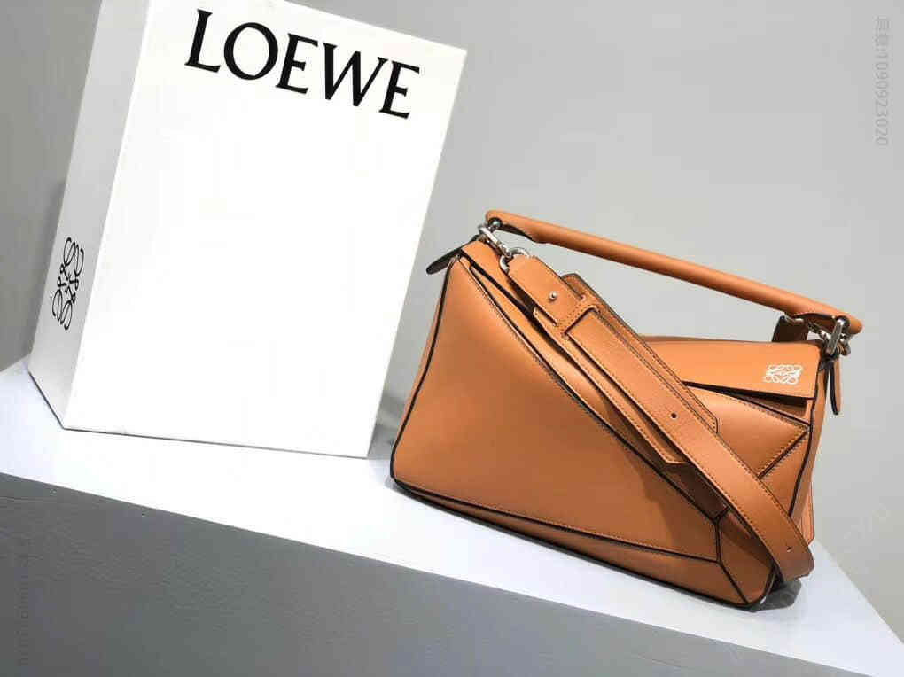 LOEWE/罗意威 焦糖色Puzzle29cm中号几何包