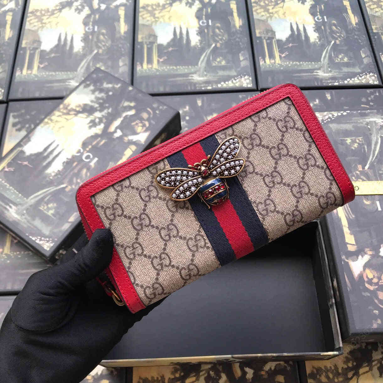 Gucci古驰/玛格丽特皇后拉链包 476069pvc红