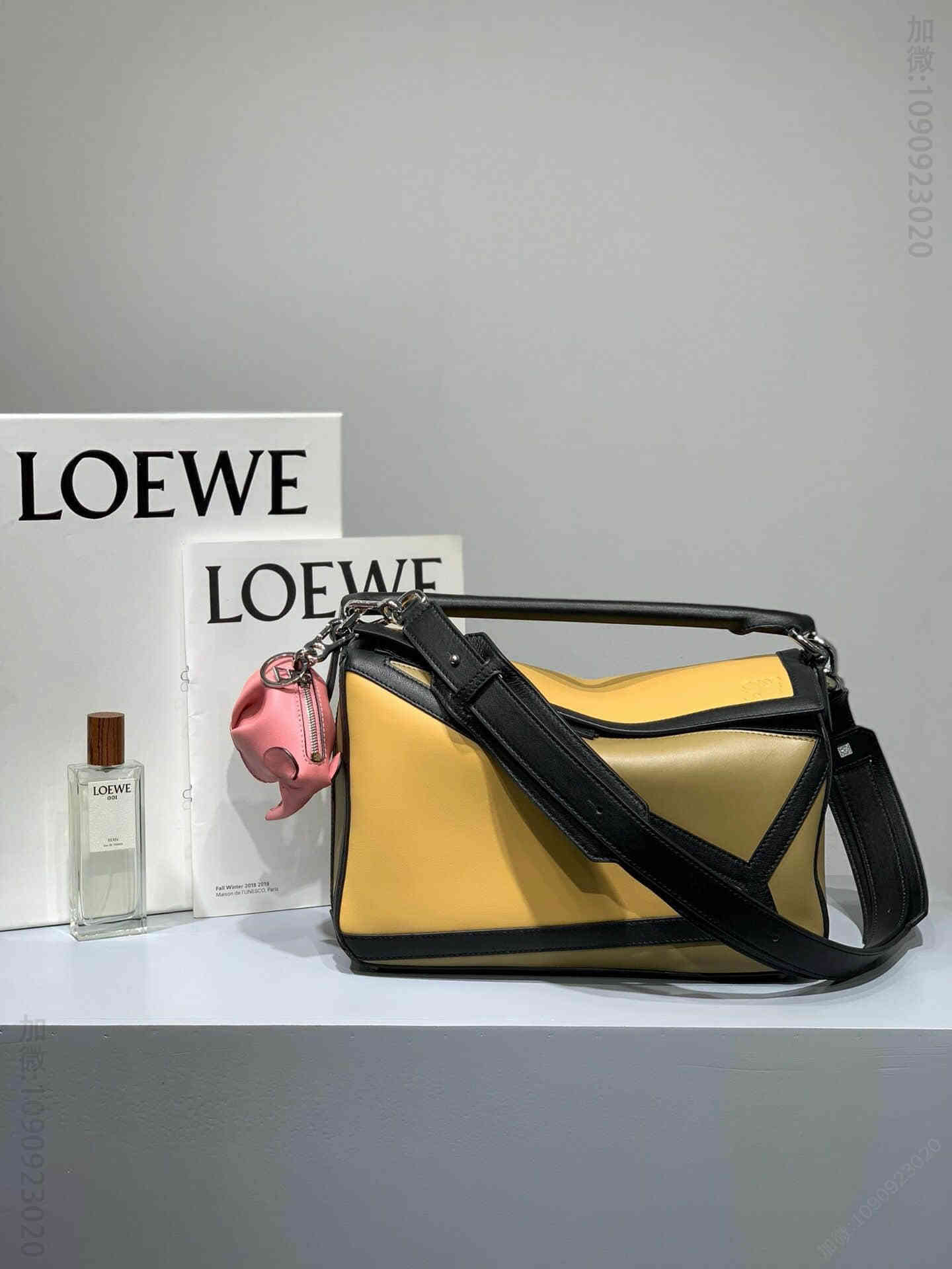 LOEWE/罗意威 2023新色奶油拼 Puzzle29cm中号几何包