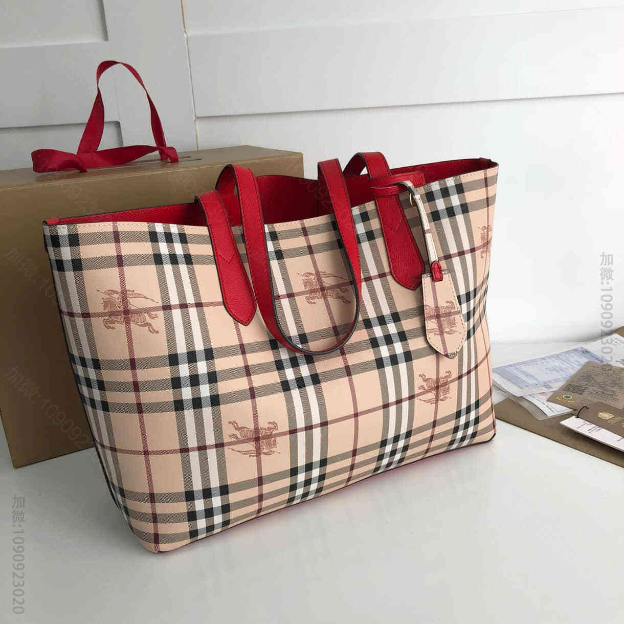 Burberry/巴宝莉 B家双面购物袋