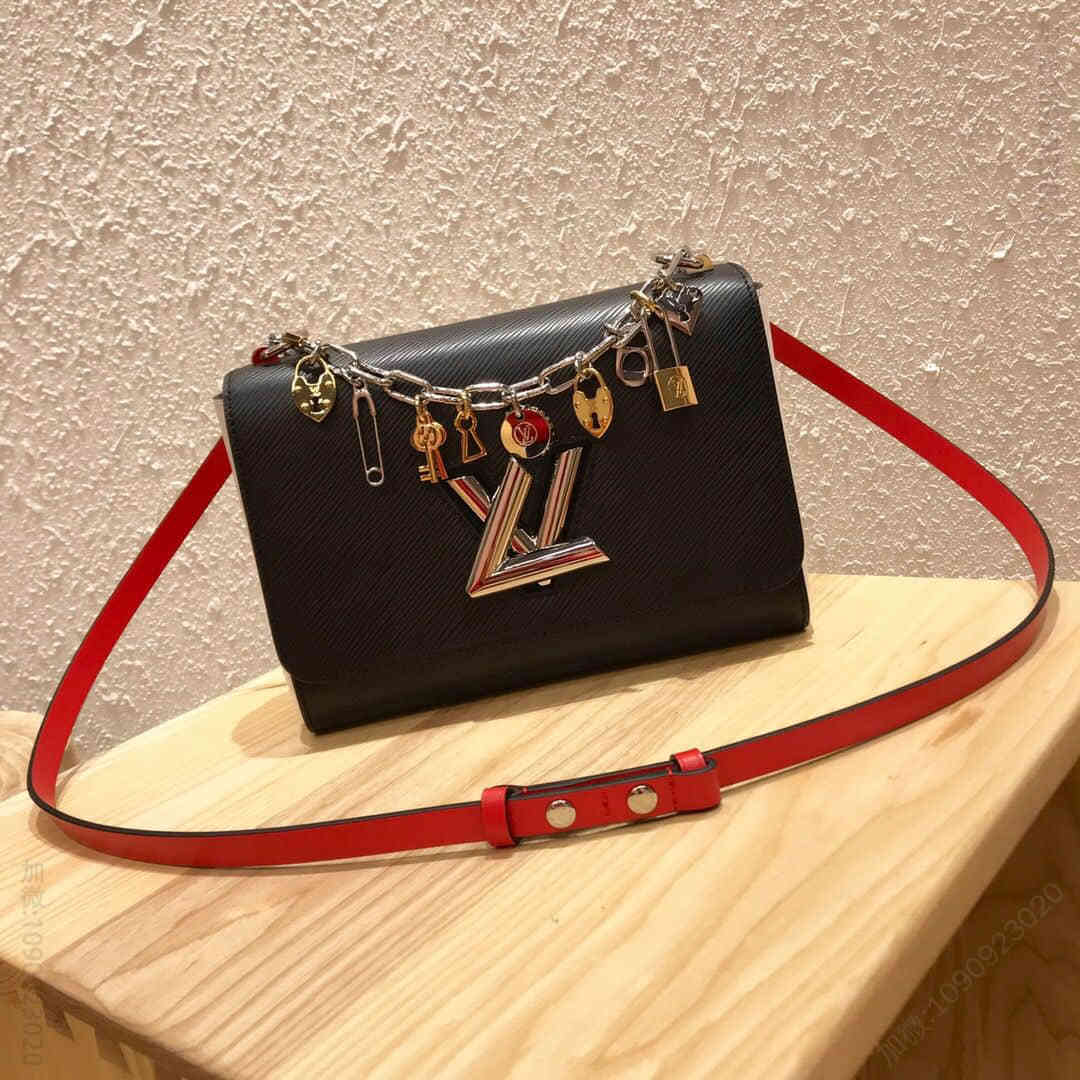 LV/路易威登 TWIST 中号手袋