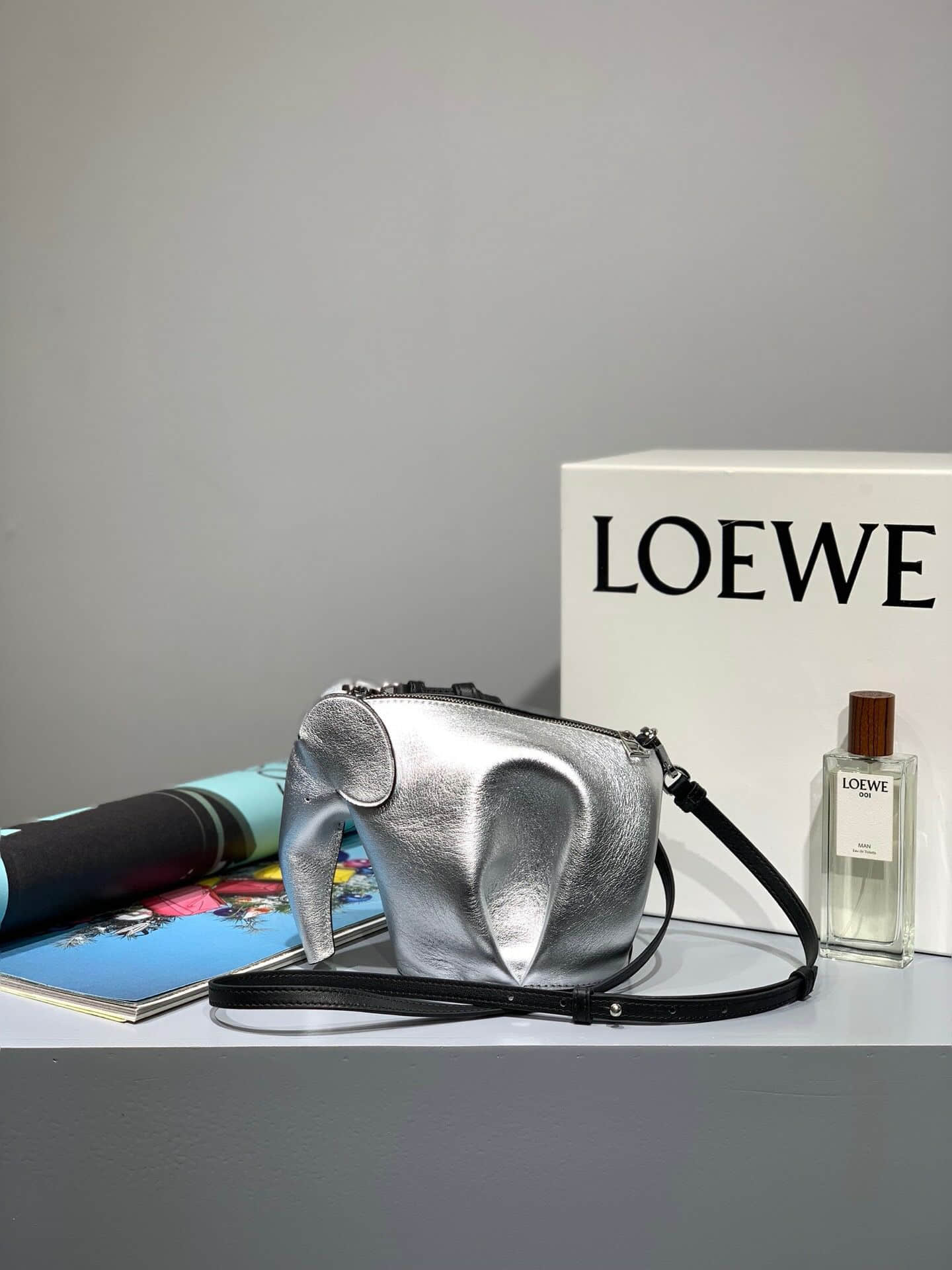 Loewe/罗意威 银色小象包