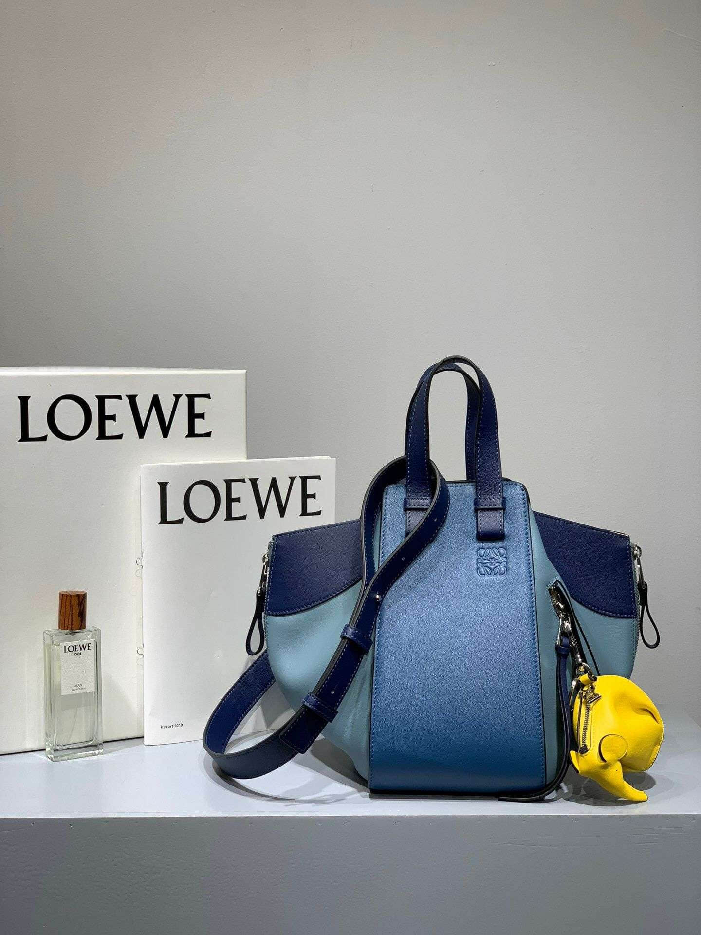 罗意威女士手提包 Loewe/罗意威 学院蓝拼 Hammock bag小号吊床包 