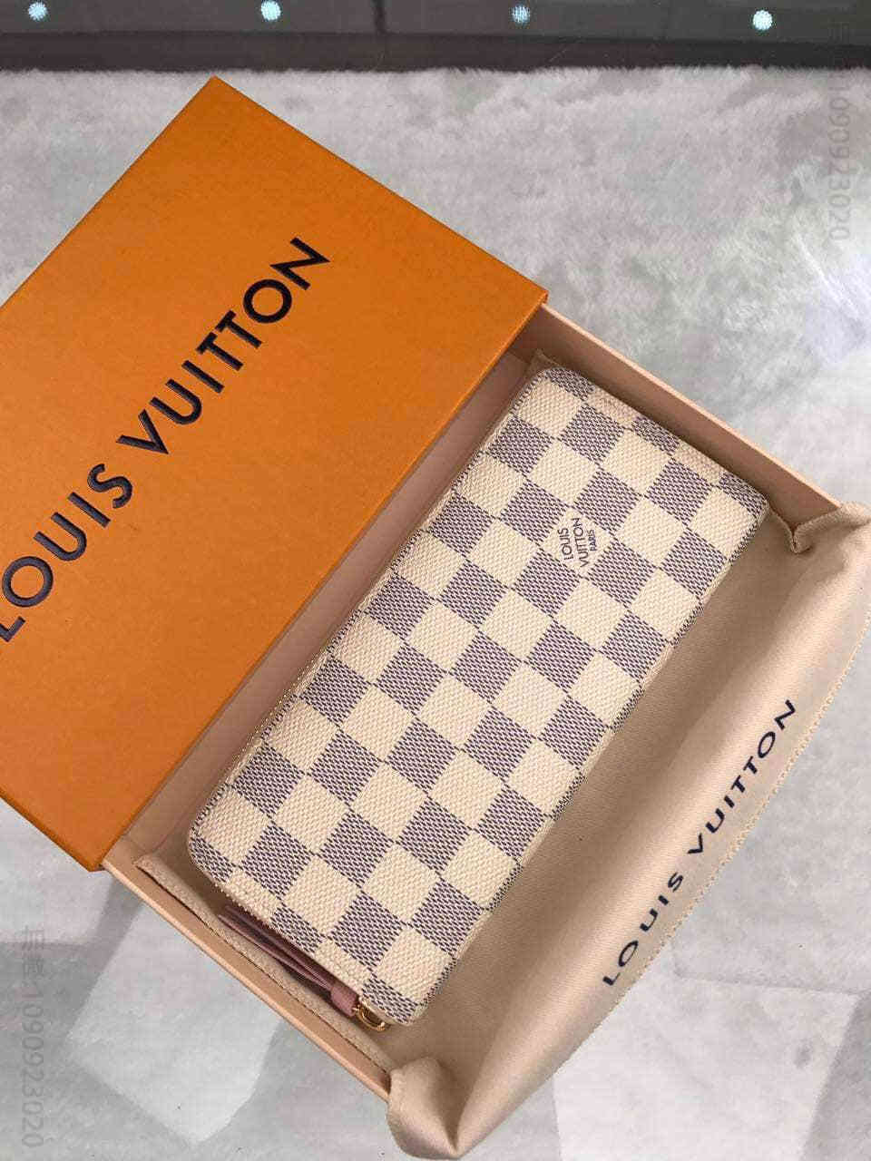 LV N61264