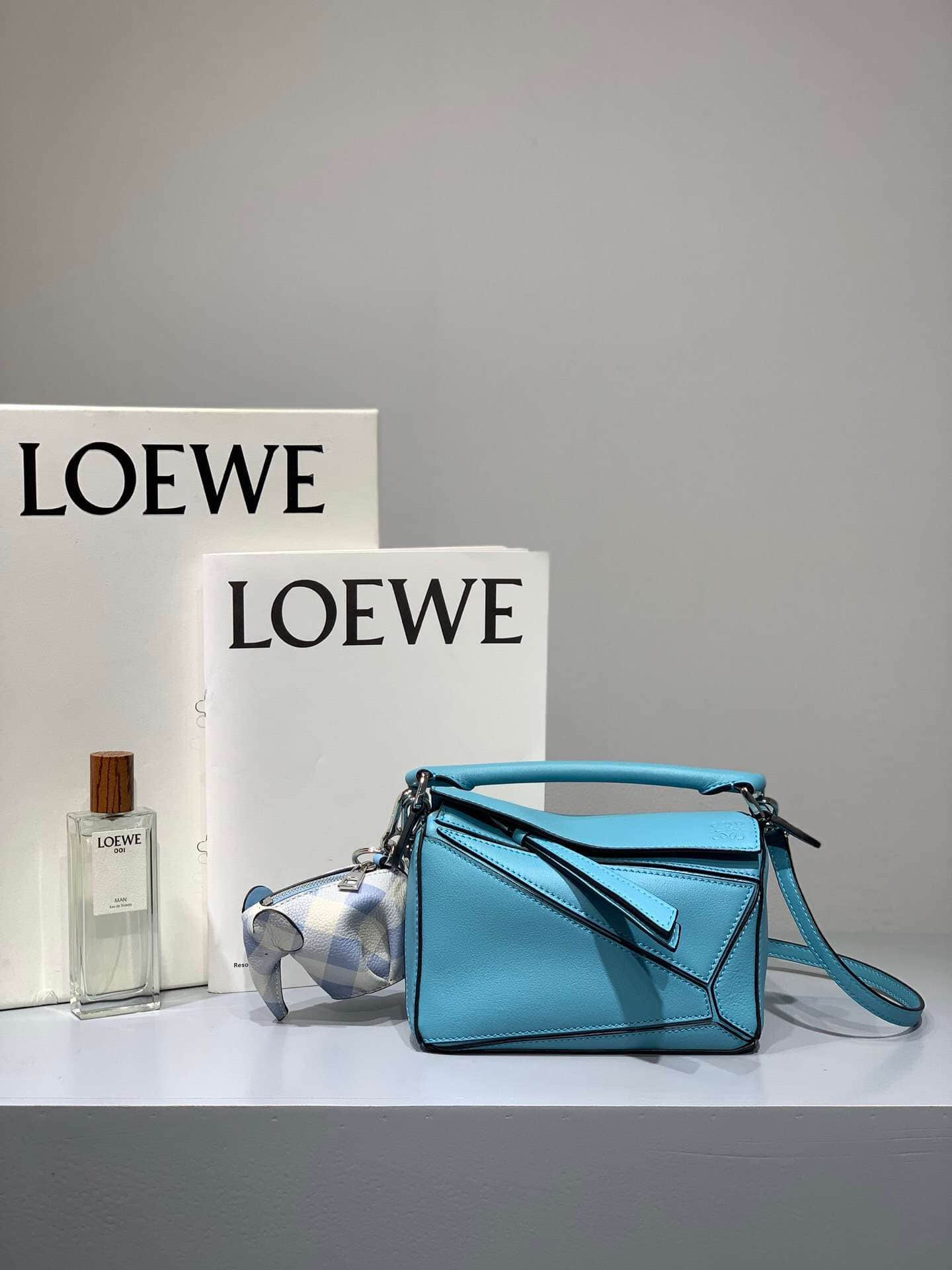 Loewe/罗意威 Tiffany蓝 迷你Mini Puzzle几何包（18cm）