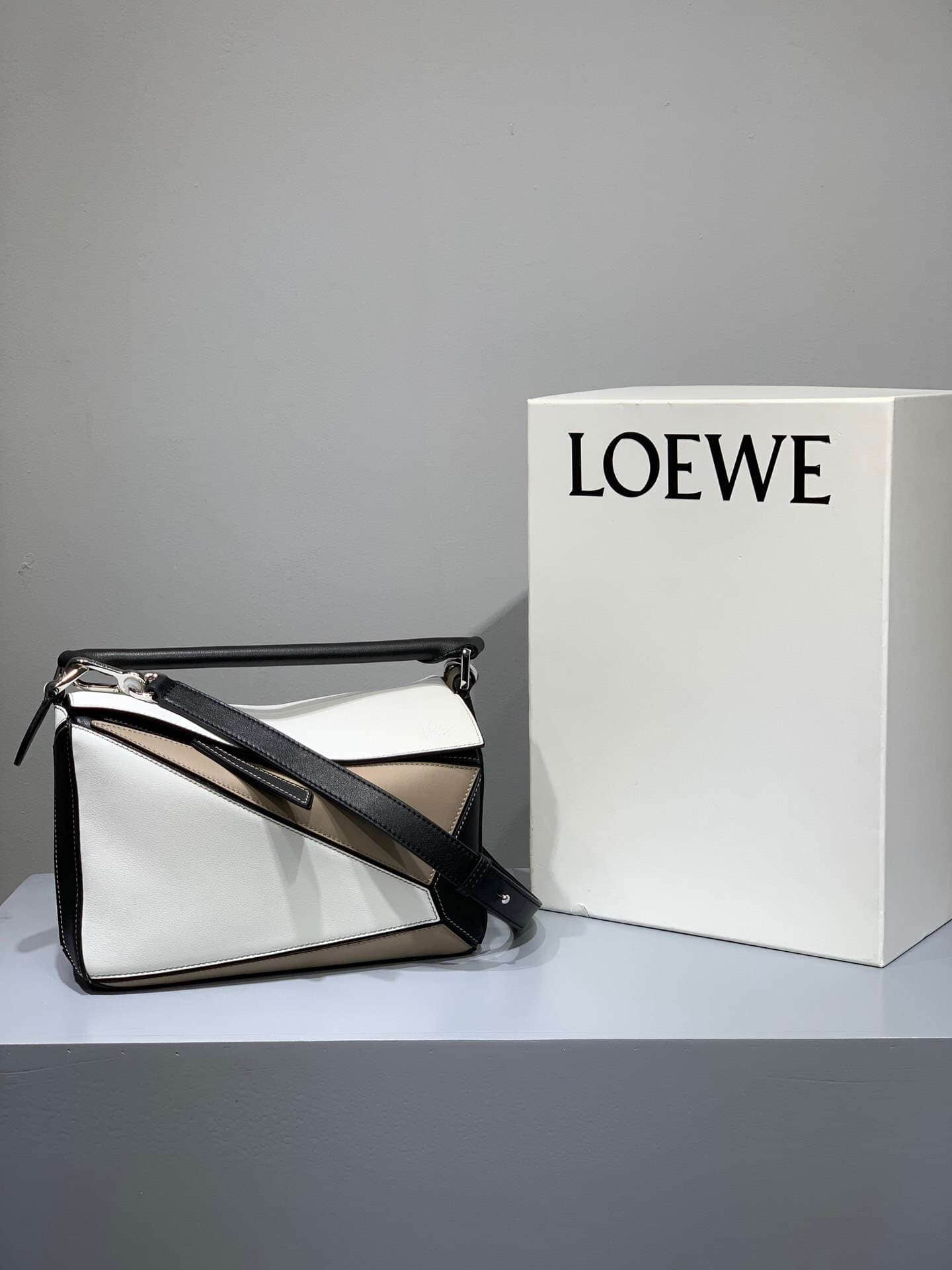 Loewe/罗意威 Puzzle24cm小号几何包
