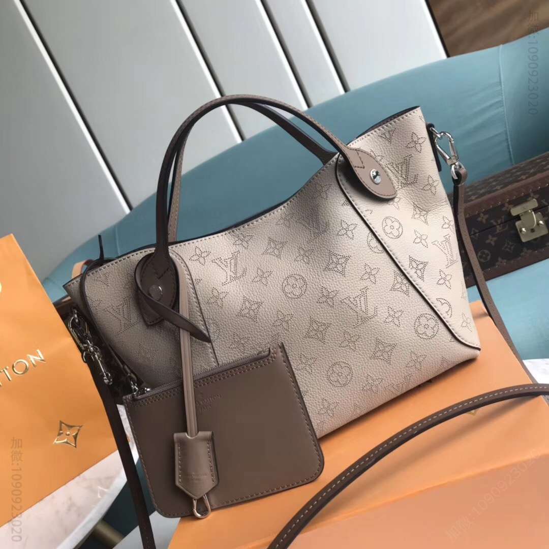 高仿LV女士手提包 LV M54351 浅咖 HINA 小号手袋 高仿LV价格 M54351