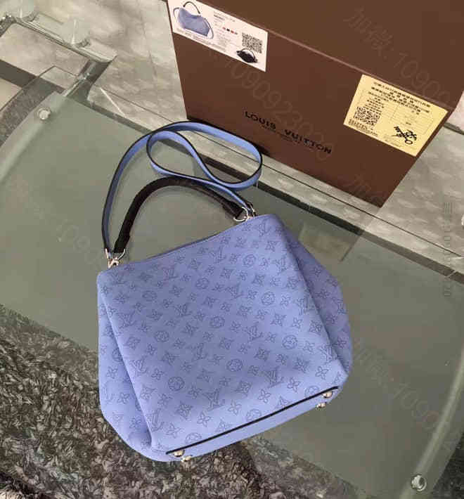LV专柜新款 爆款M50031大号 女款手提包 斜跨包 单肩包 多色可选 容...