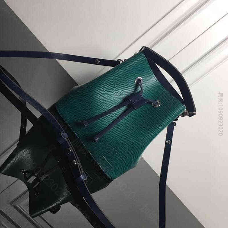LV M53612 水波纹新款迷你水桶包 Neonoe BB 手袋