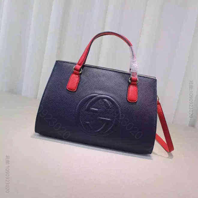 Gucci古驰 431571 新款 专柜品质 浮雕互扣式双简约的手提包